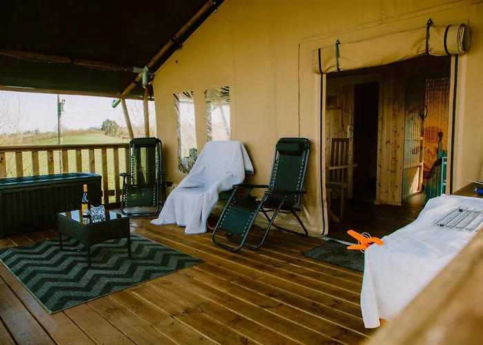 Rosgarron Safari Canvas Lodge Glorious Glamping