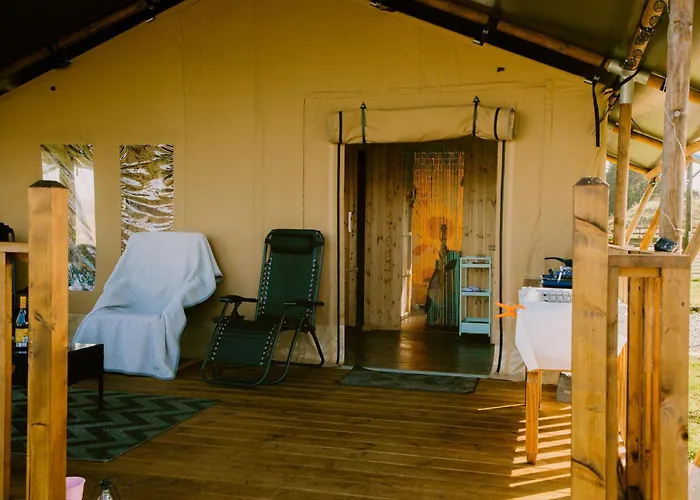 Rosgarron Safari Canvas Lodge Glorious Glamping