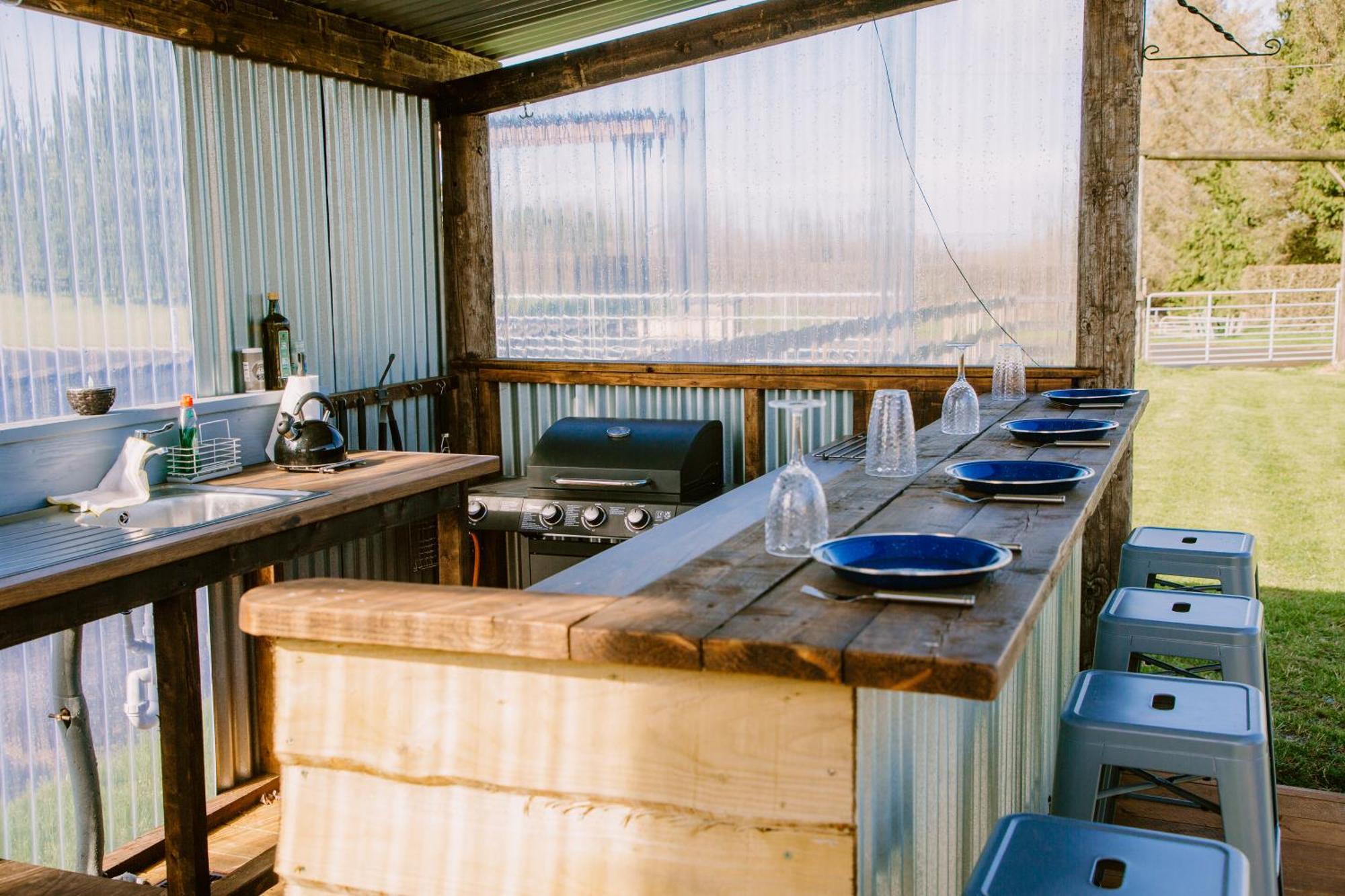 Rosgarron Safari Canvas Glorious Glamping